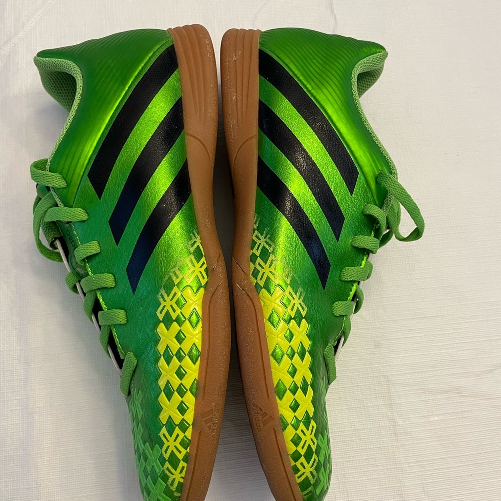 Adidas Predito / Predator Indoor Soccer Shoes